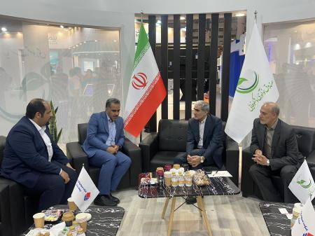 تخصصی کردن حوزه سرمایه‌گذاری صندوق‌های پژوهش و فناوری خطرپذیر شرکتی  مرتبط به شبکه بانکی برای حل چالش‌های کلان کشور