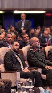 نشان «تا ثریا» بر سینه سروش سپهر نشست